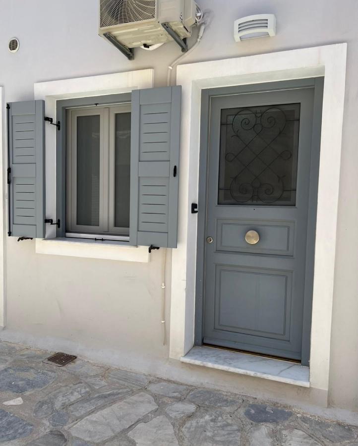 Thania'S House ,4 Minutes From The Center Of Hermoulis 埃尔莫波利斯 外观 照片